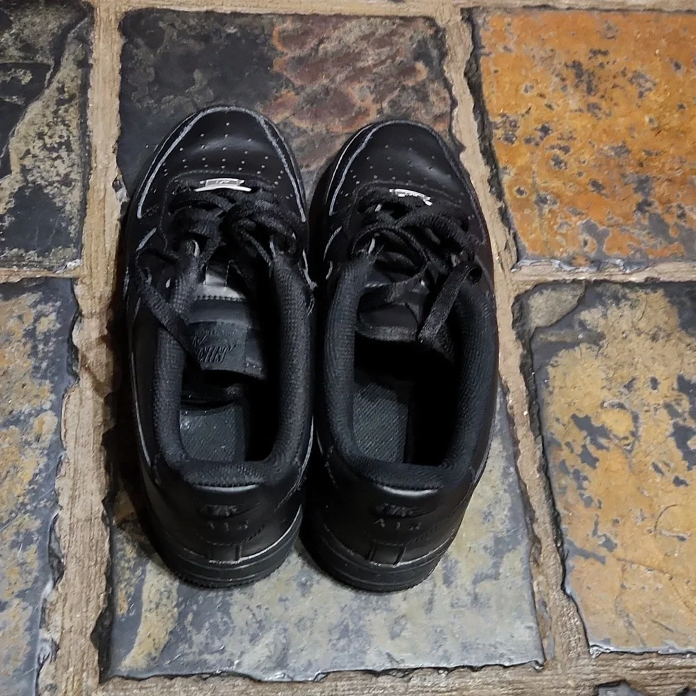 Nike AF 1. Size 7 Youth - Picture 3 of 11
